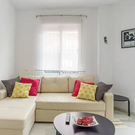 Bright, Quiet And Ground Floor In The Center