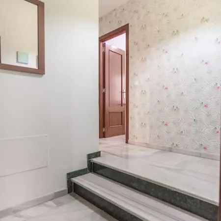 Apartment Bright, Quiet And Ground Floor In The Center *