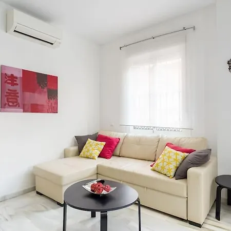 Apartment Bright, Quiet And Ground Floor In The Center *