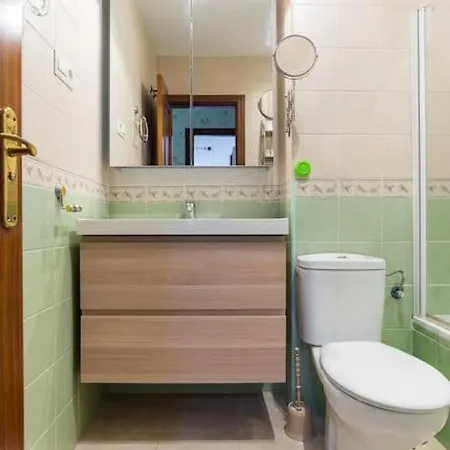 Apartment Bright, Quiet And Ground Floor In The Center Malaga