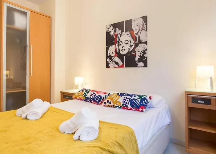 Appartement Bright, Quiet And Ground Floor In The Center